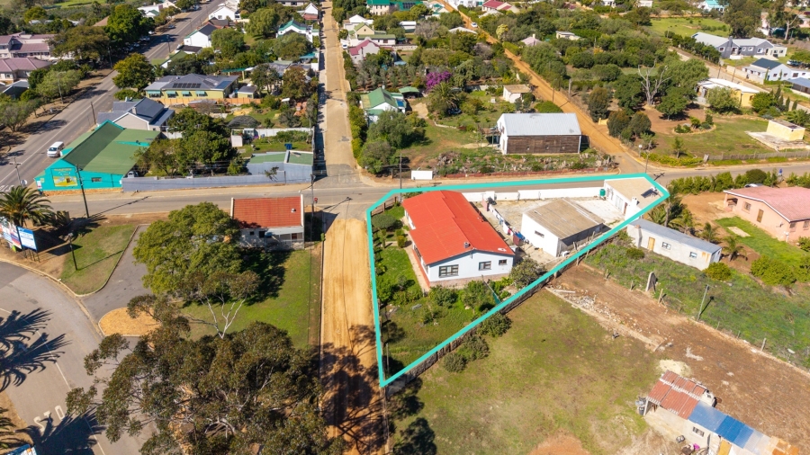 5 Bedroom Property for Sale in Napier Western Cape